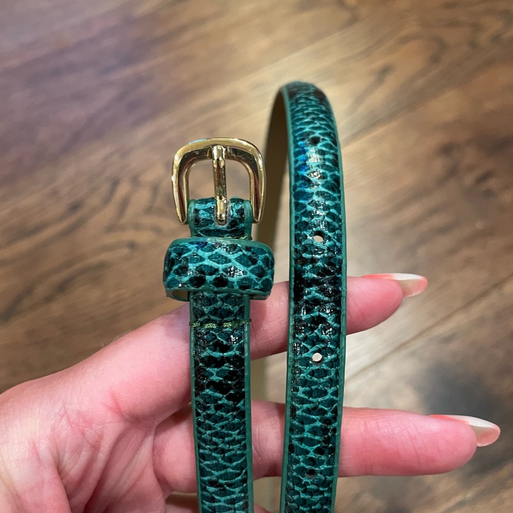 Elegant Green Patterned Women's Belt